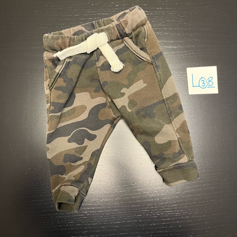 ⭐️5/$10.00⭐️ European Brand 3-6m Camo Pants